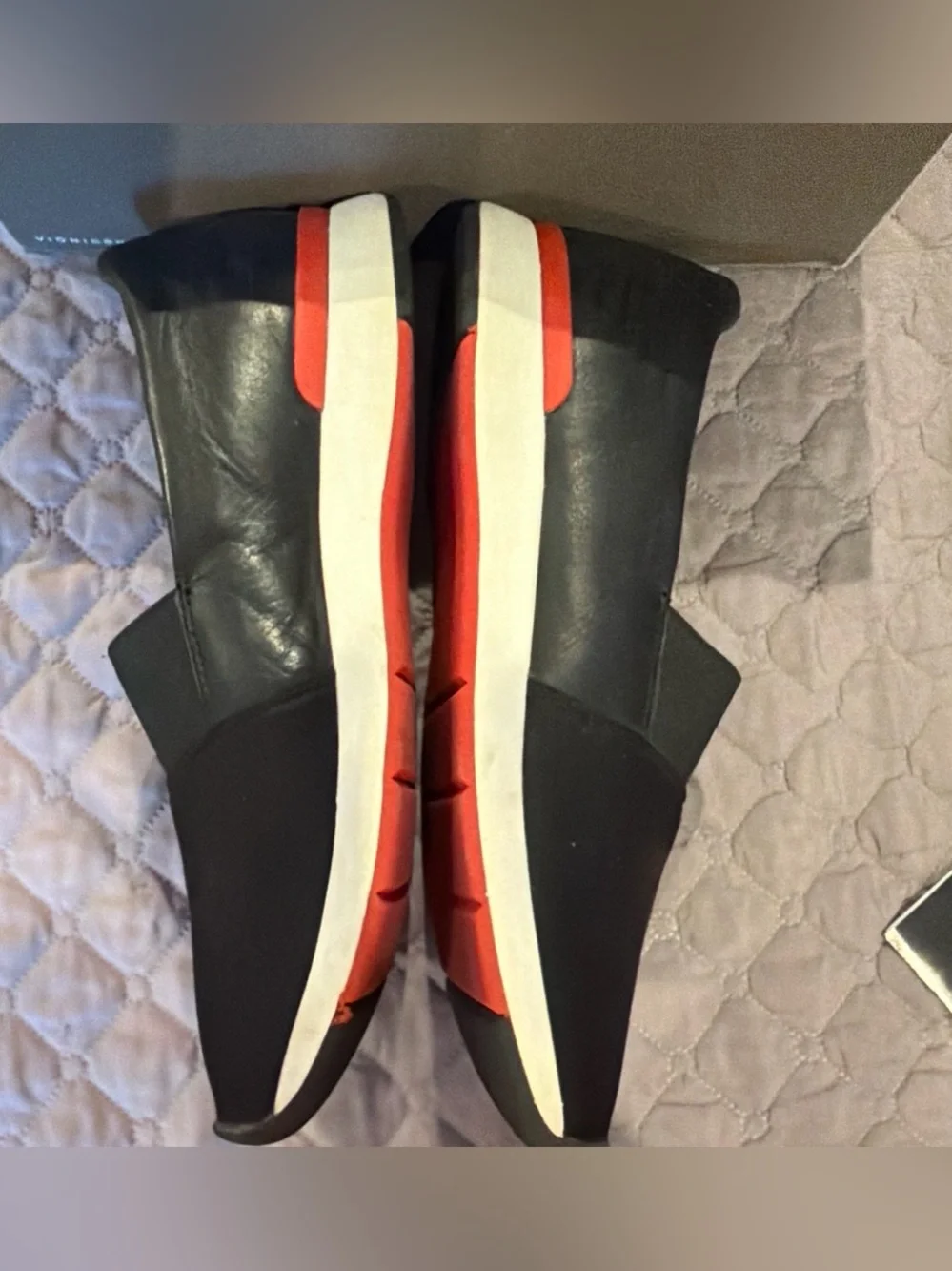 Vionic Cameo Black Slip-On Leather Sneakers